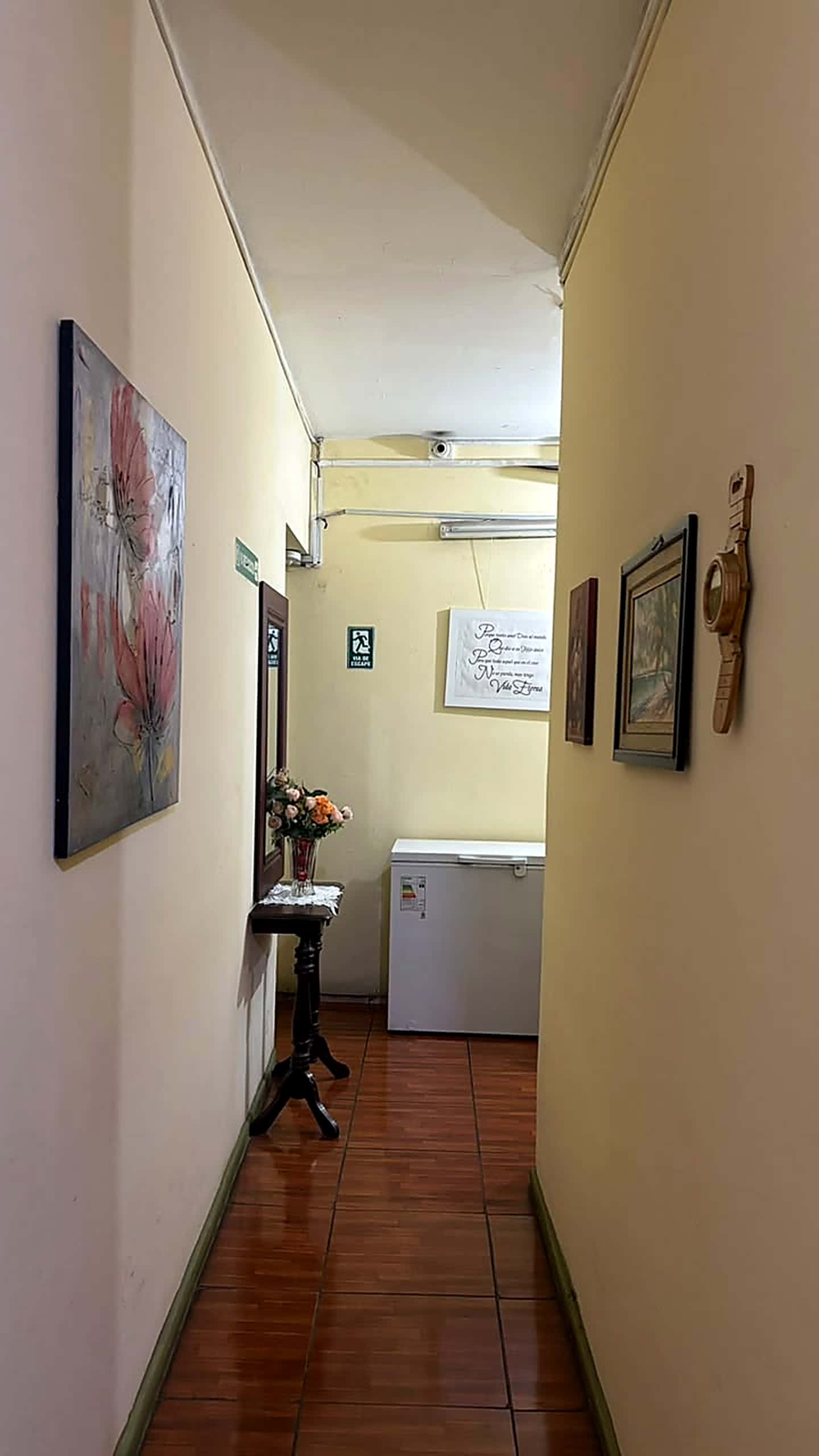El pasillo del primer piso