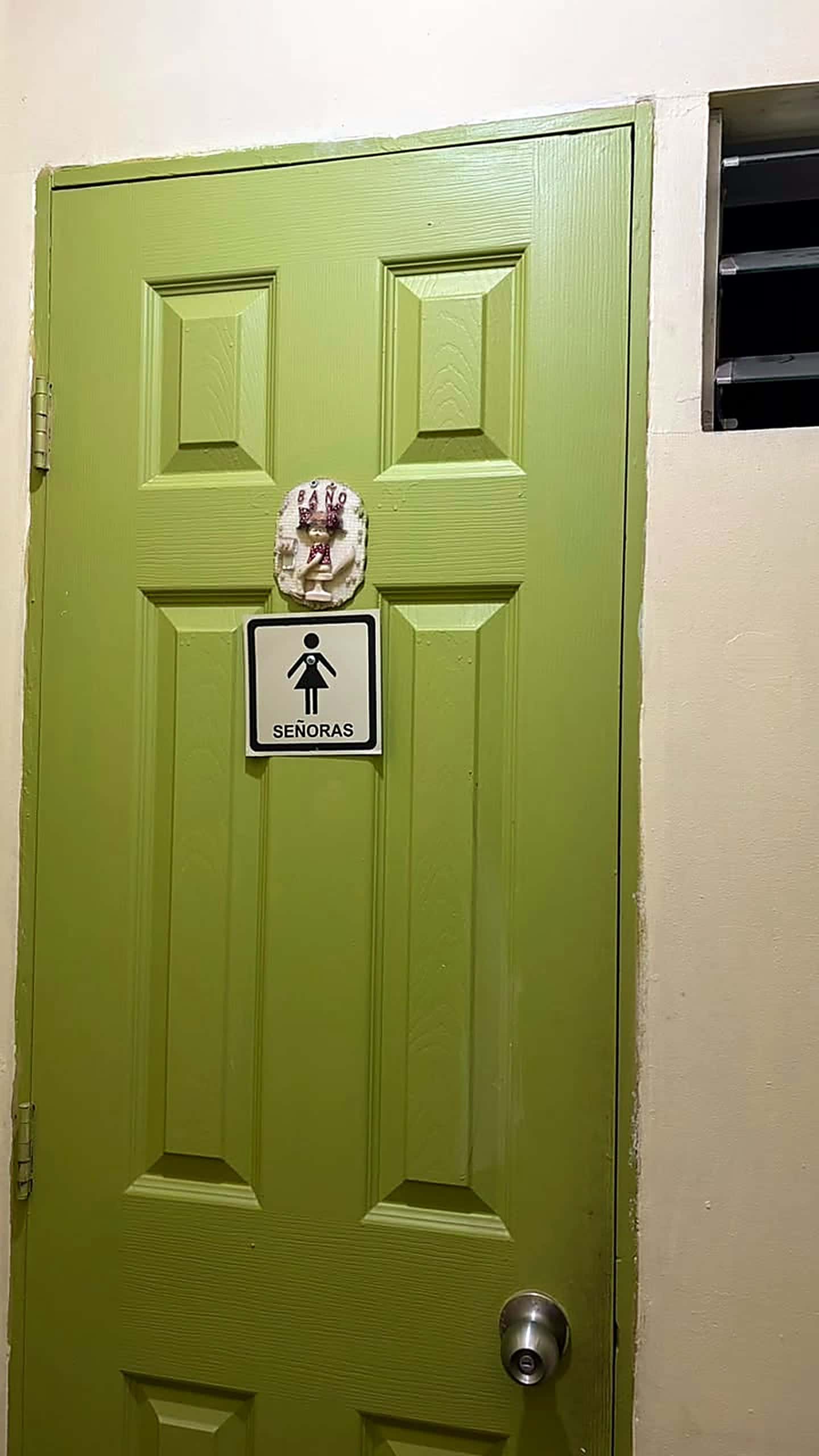 Baños de mujeres